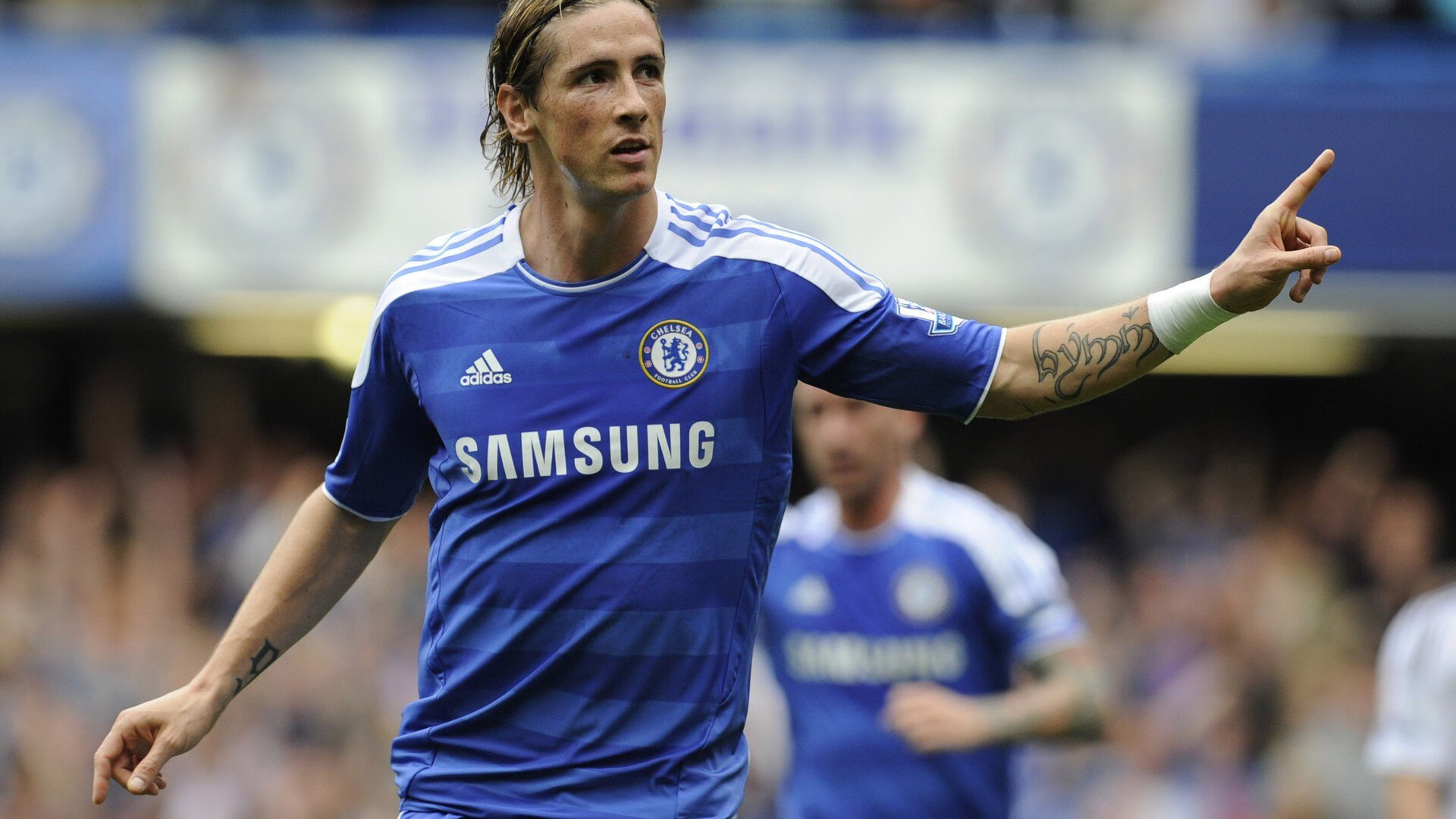 钢铁意志与灵光一现,巴雷拉于混沌中加冕,那不勒斯险胜喀麦隆启示录